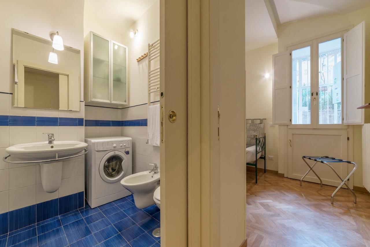 Casa Cornacchie - FromhometoРим Экстерьер фото