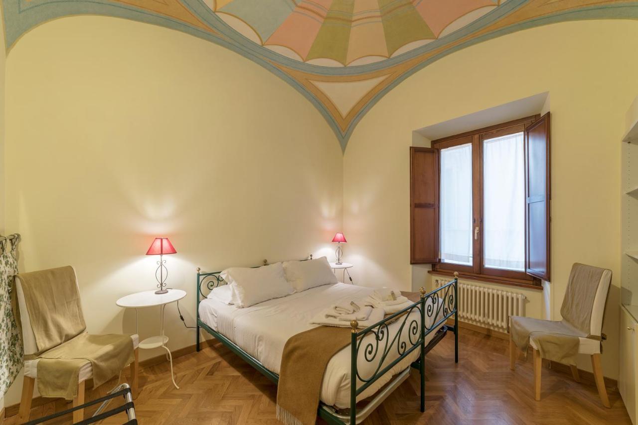 Casa Cornacchie - FromhometoРим Экстерьер фото
